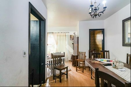 Sala de casa para alugar com 5 quartos, 200m² em Ferreira, São Paulo