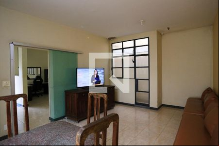 Sala de casa à venda com 5 quartos, 360m² em Concórdia, Belo Horizonte