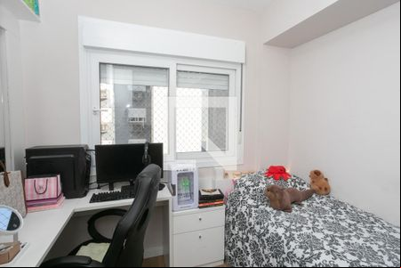 Quarto 1 de apartamento para alugar com 3 quartos, 67m² em São Sebastião, Porto Alegre