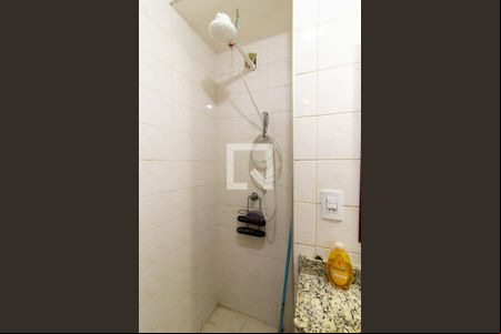 Banheiro de apartamento à venda com 1 quarto, 43m² em Jardim Guanabara, Campinas