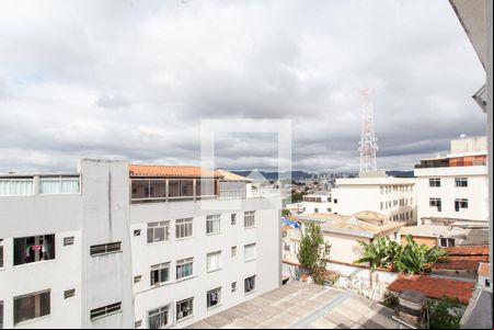 Vista da Sala de apartamento à venda com 3 quartos, 68m² em Monsenhor Messias, Belo Horizonte