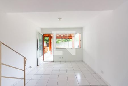 Sala  de casa de condomínio para alugar com 2 quartos, 147m² em Conceicao, Osasco