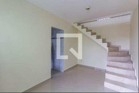 Sala/Cozinha de casa para alugar com 1 quarto, 46m² em Vila Santa Teresinha, São Paulo