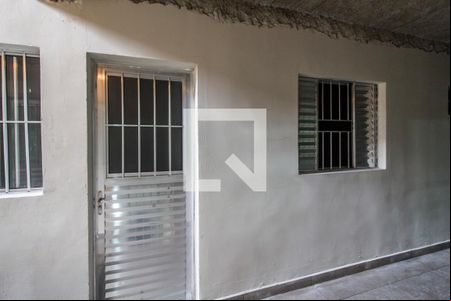 Vista da Sala de casa para alugar com 1 quarto, 34m² em Vila Terezinha, Carapicuíba