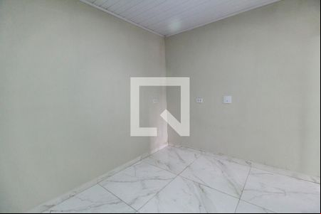 Quarto de casa para alugar com 1 quarto, 34m² em Vila Terezinha, Carapicuíba