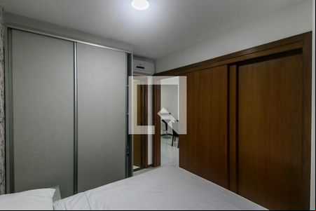 Quarto de apartamento para alugar com 1 quarto, 54m² em Caminho das Árvores, Salvador