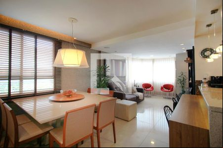 Sala de apartamento para alugar com 3 quartos, 95m² em São Pedro, Belo Horizonte
