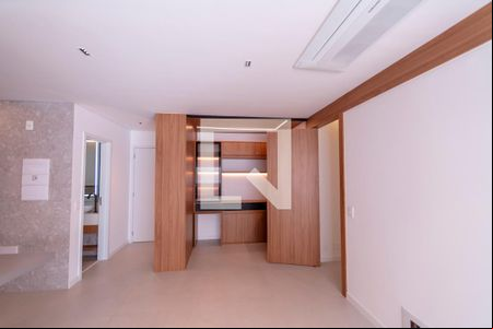 Sala de apartamento para alugar com 2 quartos, 95m² em Alphaville Conde II, Barueri