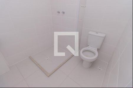 Banheiro de kitnet/studio à venda com 0 quarto, 19m² em Ipiranga, São Paulo