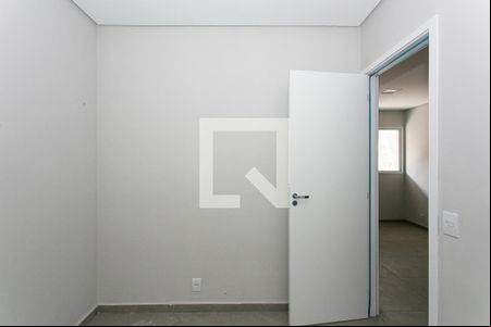 Quarto 2 de apartamento para alugar com 2 quartos, 37m² em Penha de França, São Paulo