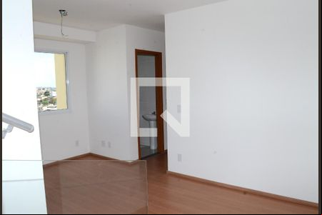 Sala de apartamento para alugar com 2 quartos, 85m² em Pousada Santo Antonio, Belo Horizonte