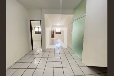 Sala de casa para alugar com 3 quartos, 160m² em Jardim Armação, Salvador