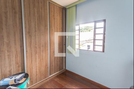 Quarto 2 de casa à venda com 4 quartos, 220m² em São Geraldo, Belo Horizonte