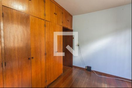 Quarto 1 de casa à venda com 4 quartos, 220m² em São Geraldo, Belo Horizonte