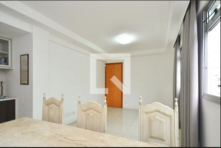 Sala de estar de apartamento à venda com 3 quartos, 135m² em Calafate, Belo Horizonte