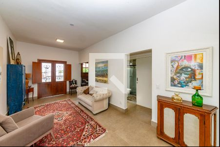 Sala de casa para alugar com 2 quartos, 340m² em Carlos Prates, Belo Horizonte