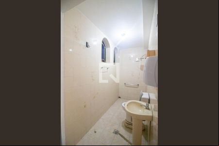 Banheiro de kitnet/studio para alugar com 1 quarto, 25m² em Angola, Betim