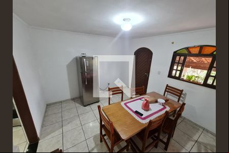 Casa à venda com 5 quartos, 240m² em Parque Monte Alegre, Taboão da Serra