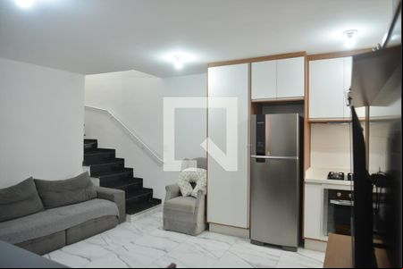 Sala de apartamento para alugar com 2 quartos, 100m² em Vila Tibiriçá, Santo André