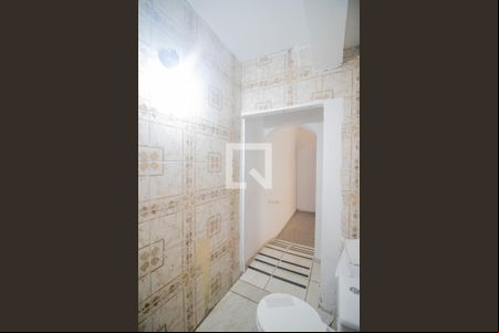 Banheiro de kitnet/studio para alugar com 1 quarto, 25m² em Angola, Betim