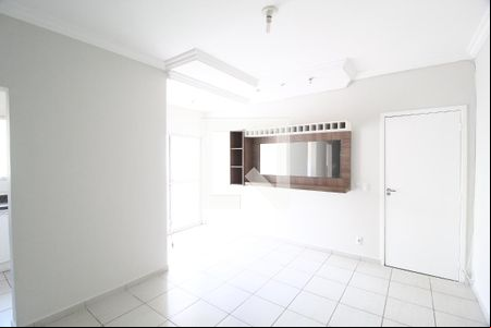 Sala de apartamento para alugar com 3 quartos, 85m² em Santa Luzia, Uberlândia