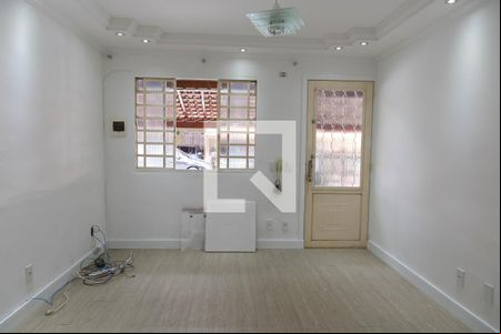 Sala de casa de condomínio para alugar com 3 quartos, 150m² em Jardim Adriana, Guarulhos