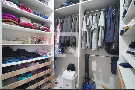 Closet de casa à venda com 3 quartos, 300m² em Ideal, Novo Hamburgo