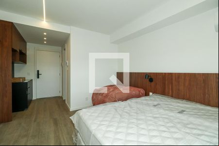 Sala / Quarto / Cozinha de apartamento para alugar com 0 quarto, 30m² em Rio Branco, Porto Alegre