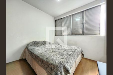 Quarto de apartamento à venda com 1 quarto, 73m² em Santo Agostinho, Belo Horizonte