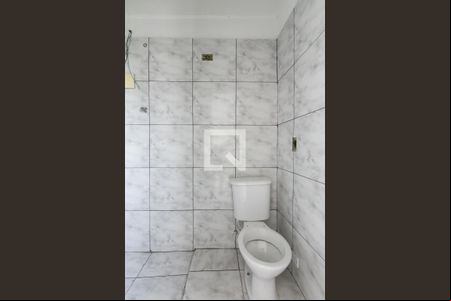Banheiro de kitnet/studio para alugar com 1 quarto, 40m² em Parada Quinze de Novembro, São Paulo