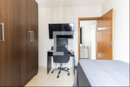 Quarto 1 de apartamento para alugar com 2 quartos, 47m² em Vila Vermelha, São Paulo