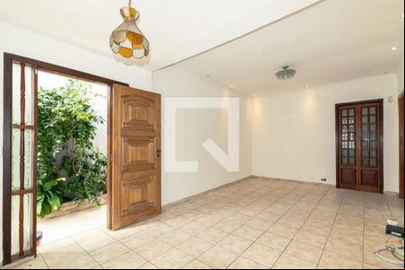 Sala de casa para alugar com 4 quartos, 130m² em Planalto Paulista, São Paulo