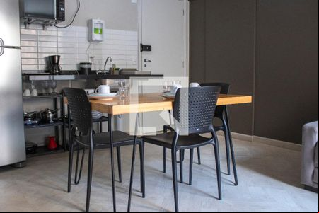 Sala/Cozinha de apartamento para alugar com 2 quartos, 50m² em Centro, Belo Horizonte