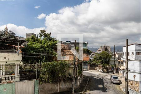 Sala de apartamento à venda com 3 quartos, 85m² em Carlos Prates, Belo Horizonte