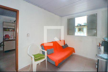 Sala de Estar de apartamento à venda com 2 quartos, 50m² em Rubem Berta, Porto Alegre