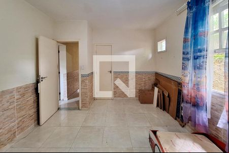 Quarto 1 de casa à venda com 2 quartos, 132m² em Piratininga, Niterói