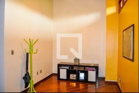 Sala de casa de condomínio à venda com 3 quartos, 285m² em Menino Deus, Porto Alegre