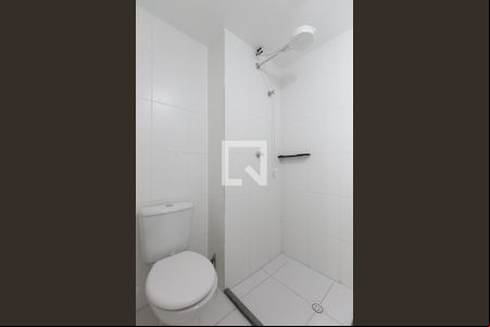 Banheiro de kitnet/studio para alugar com 1 quarto, 32m² em Jardim Helena, São Paulo