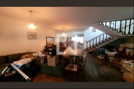 Casa para alugar com 3 quartos, 392m² em Vila Curuçá, Santo André