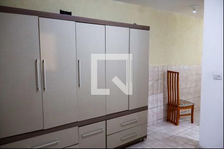 Sala/Quarto  de casa para alugar com 1 quarto, 30m² em Padroeira, Osasco