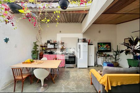 Sala de casa para alugar com 2 quartos, 100m² em Santa Teresa, Rio de Janeiro