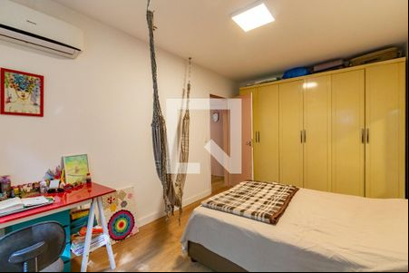Quarto de apartamento para alugar com 1 quarto, 65m² em Santa Tereza, Porto Alegre