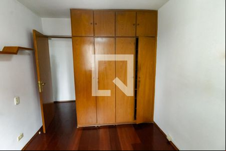 Quarto 1 - Armários de apartamento para alugar com 3 quartos, 95m² em Vila Sonia, São Paulo