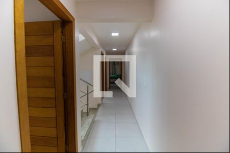 Corredor de casa para alugar com 7 quartos, 300m² em Itaipu, Niterói