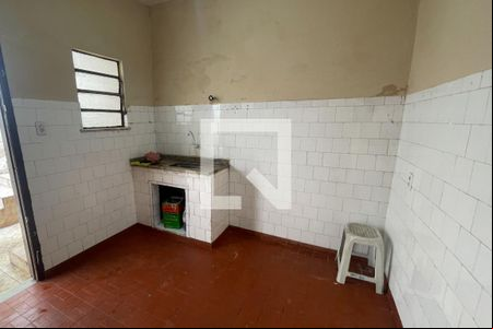 Cozinha de casa para alugar com 1 quarto, 45m² em Jardim Vinte E Cinco de Agosto, Duque de Caxias