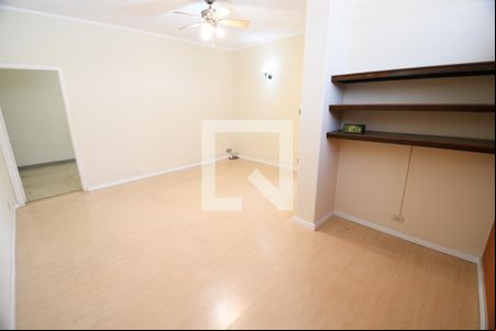 Sala de casa para alugar com 3 quartos, 230m² em Taquaral, Campinas