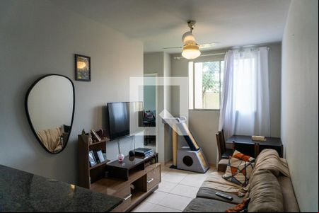 Sala de apartamento para alugar com 2 quartos, 49m² em Jardim California, Jacareí
