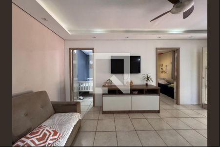 Sala  de casa à venda com 3 quartos, 100m² em Feitoria, São Leopoldo
