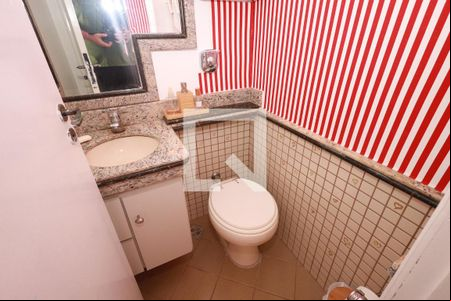 Lavabo de apartamento para alugar com 3 quartos, 100m² em Setor Bueno, Goiânia