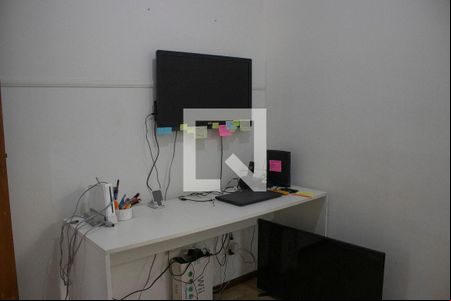 Quarto 2 de apartamento para alugar com 3 quartos, 85m² em Santo Antônio, Belo Horizonte